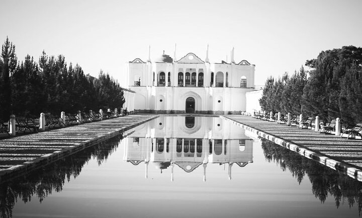 باغ تماشایی فتح‌ آباد کرمان