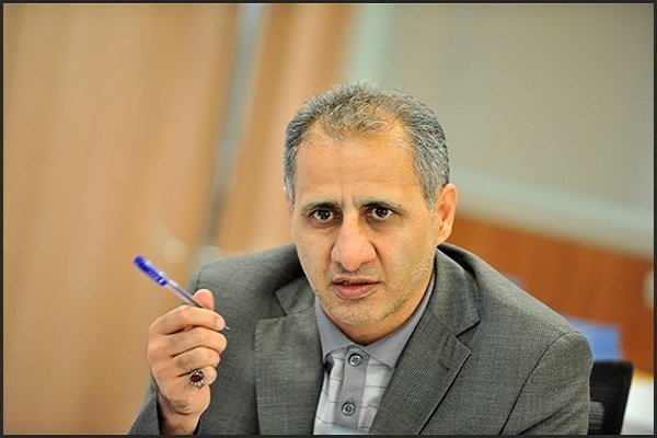 رسوب کالا در گمرکات نتیجه اختلاف گمرک و بانک مرکزی