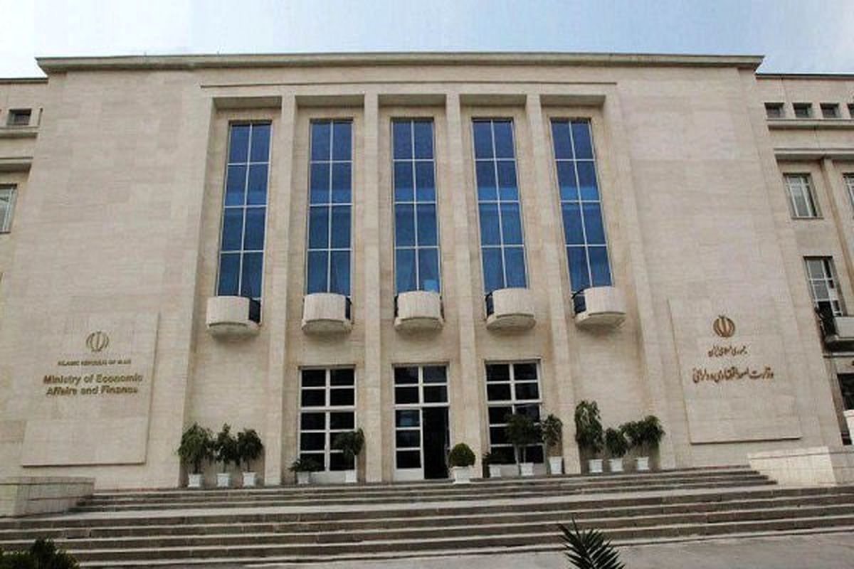 صدور مجوز واردات و توزیع بنزین ویژه از هفته آینده