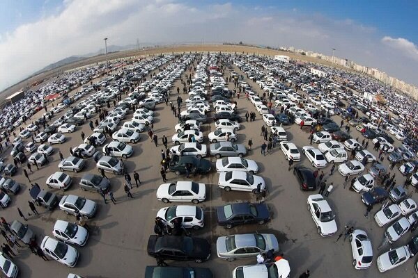 کارنامه خودروسازان در فروردین؛ ۴۴ هزار خودرو تولید شد