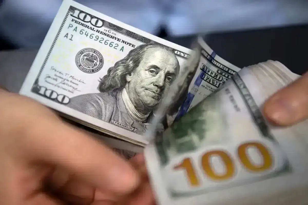 قیمت دلار امروز 30 اردیبهشت 1404