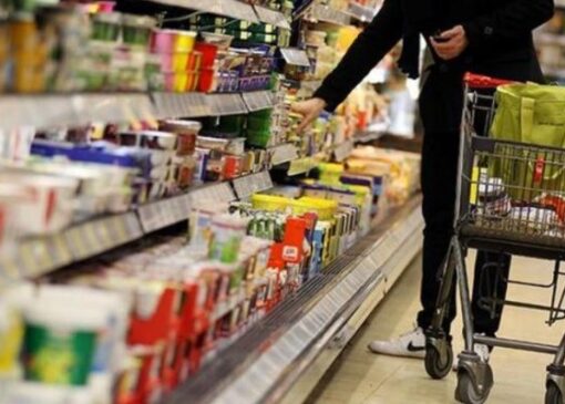 مالیات بر ارزش افزوده کالاهای اساسی ۱۰ درصد باقی ماند