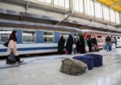 گرانی بلیت قطار در روزهای شلوغ بدسلیقگی شرکت راه‌آهن بود