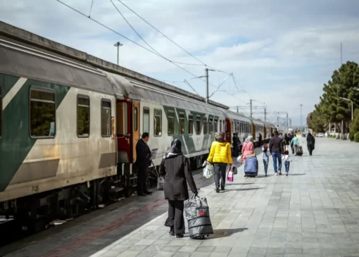 هیچ محدودیتی برای راه‌اندازی قطار مسافری تهران - افغانستان وجود ندارد