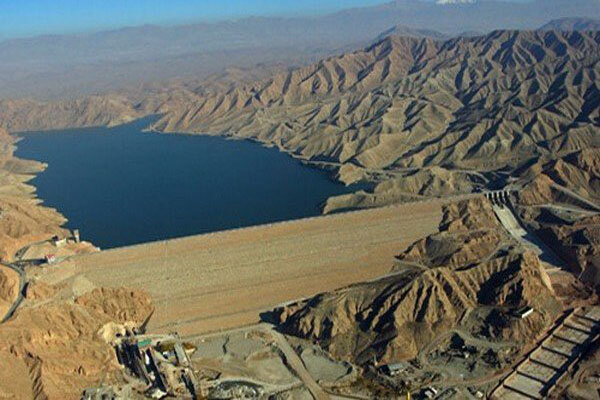 سد ماملو با وجود کاهش شدید ذخیره، همچنان در مدار بهرهبرداری
