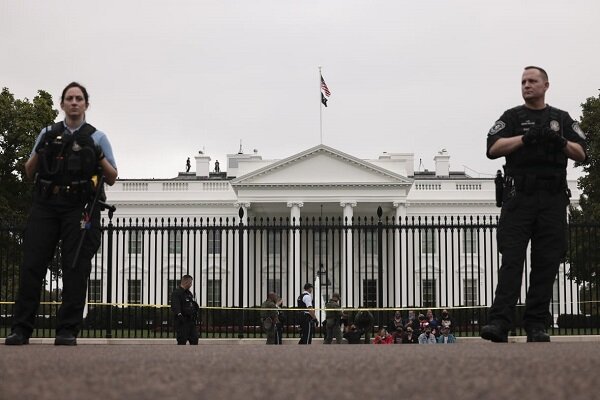 کاخ سفید دوباره هشدار اخراج صادر کرد