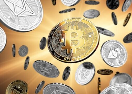 عبور بیت کوین از ۱۲۲ هزار دلار