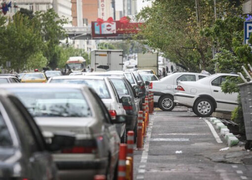 پنج میلیون متقاضی برای ۷۳ هزار خودرو؛ قرعه‌کشی یا رقابت بر سر رانت؟