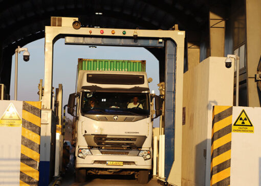 تولید ایکس‌ری داخلی برای مقابله با قاچاق کالا در مبادی مرزها ضروری است