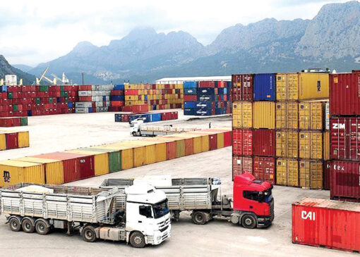 تجارت ۳۸ میلیارد دلاری ایران با همسایگان در ۷ ماهه امسال