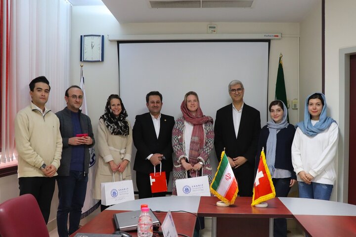 بازدید هیئت دیپلماتیک سفارت سوئیس از دانشگاه صنعتی شریف