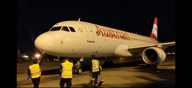 ورود اولین پرواز شرکت هواپیمایی آسترین به تهران