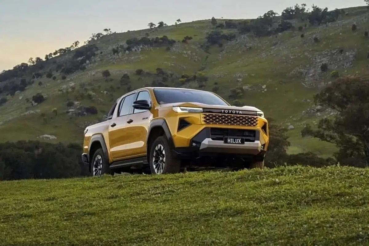 معرفی تویوتا هایلوکس ۲۰۲۶ با گزینههای دیزلی و برقی