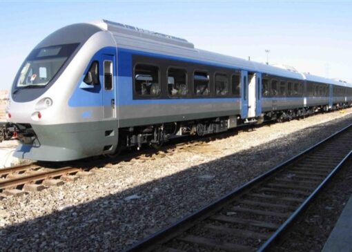 سهم ۳۰ درصدی راه‌آهن از جابه‌جایی بار و مسافر قابل تحقق است