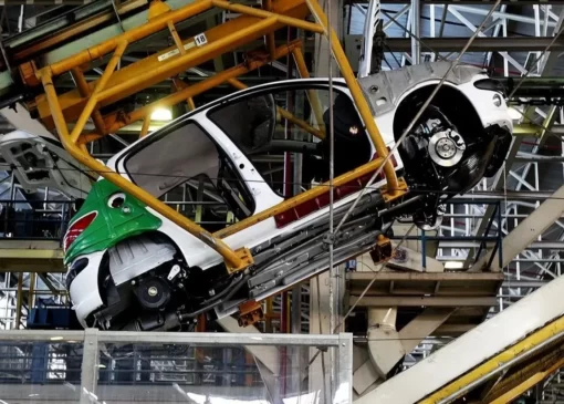 مطالبه مردم و دولت برای تولید خودروهای کم‌مصرف و باکیفیت