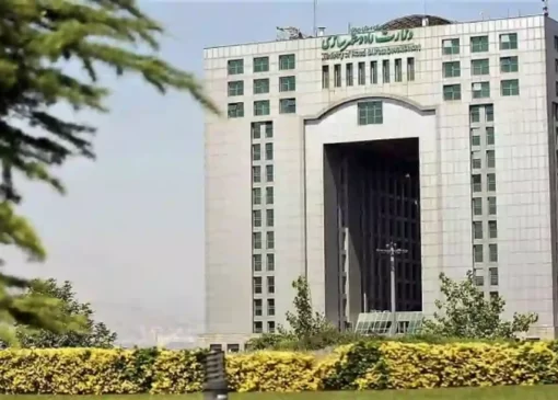 نیمی از مردم مستأجرند؛ اما وزارت راه حتی یک اتاق هم برایشان ندارد