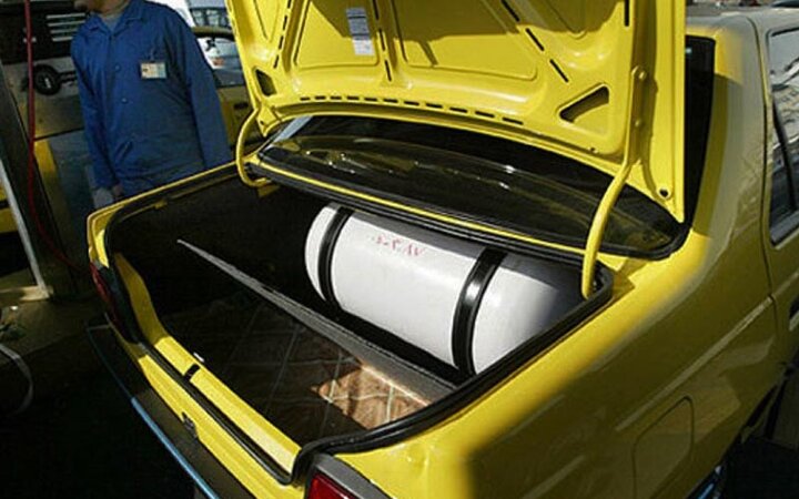 تولید کارخانهای خودروهای دوگانه سوز راه درست کاهش مصرف بنزین