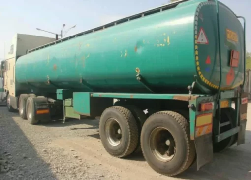 کشف ۲ هزار لیتر گازوئیل توزیع خارج از شبکه در سمیرم