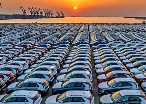 افزایش ۴۰۰ میلیونی قیمت خودرو نتیجه تصمیمات غلط!