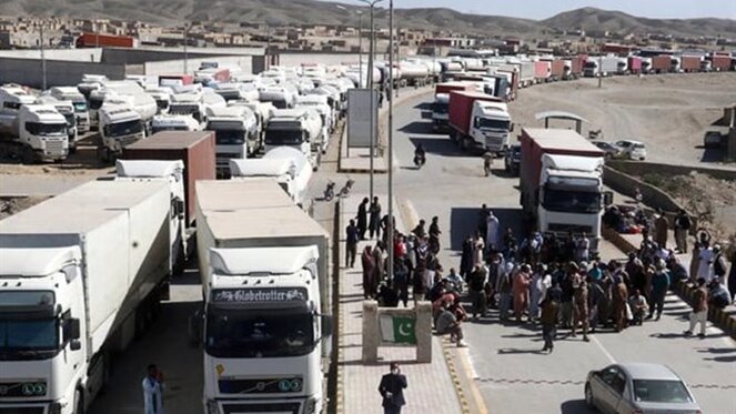 معطلی ۲۰۰ ساعته کامیون‌های ایرانی در مرز ریمدان