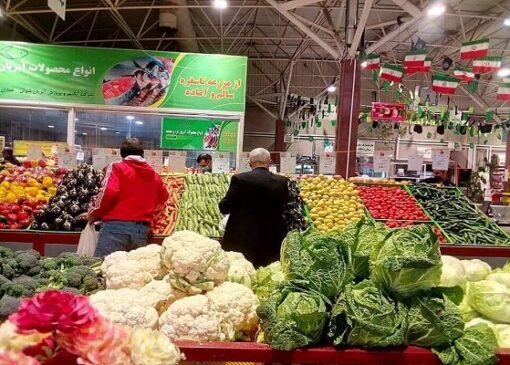 هر کیلوگرم گوجه‌فرنگی بین ۶۵ تا ۹۸ هزار تومان در حال فروش است