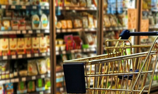برخورد با احتکار و گران‌فروشی
