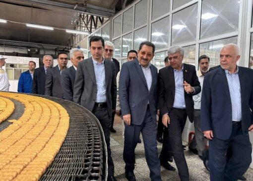 روایت اتابک از نقش کارگران در بحران