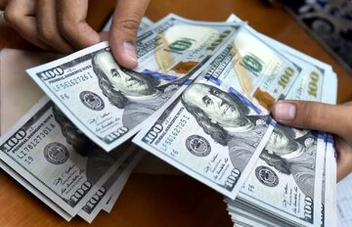 قیمت دلار رسمی بالا رفت