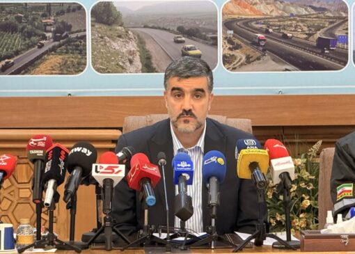 مطالبه پرداخت به‌موقع کرایه رانندگان کامیون پیگیری می‌شود