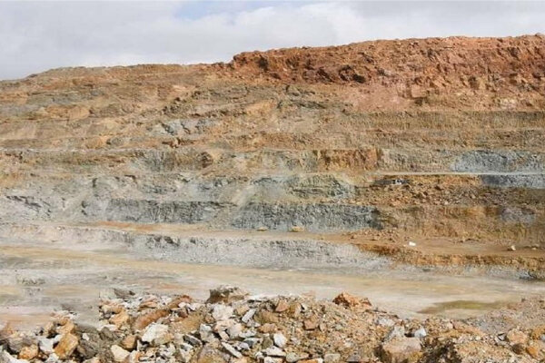 ظرفیتهای معدنی افغانستان برای تأمین خوراک صنایع ایران بررسی میشود