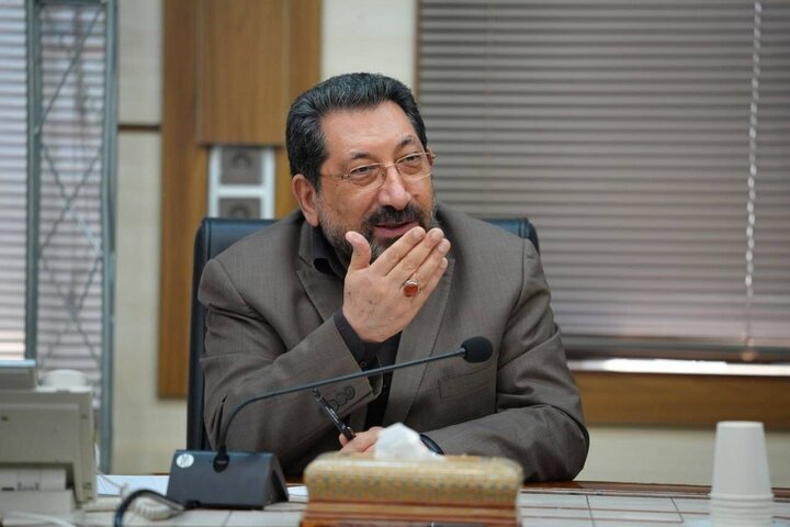 تامین آب صنایع از خلیج فارس و دریای عمان دنبال میشود